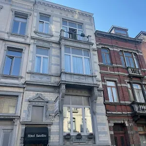 Satellite 2*, Brussel België