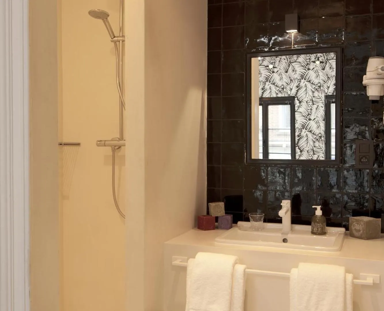 Guest house La Maison Haute Guesthouse Brussels